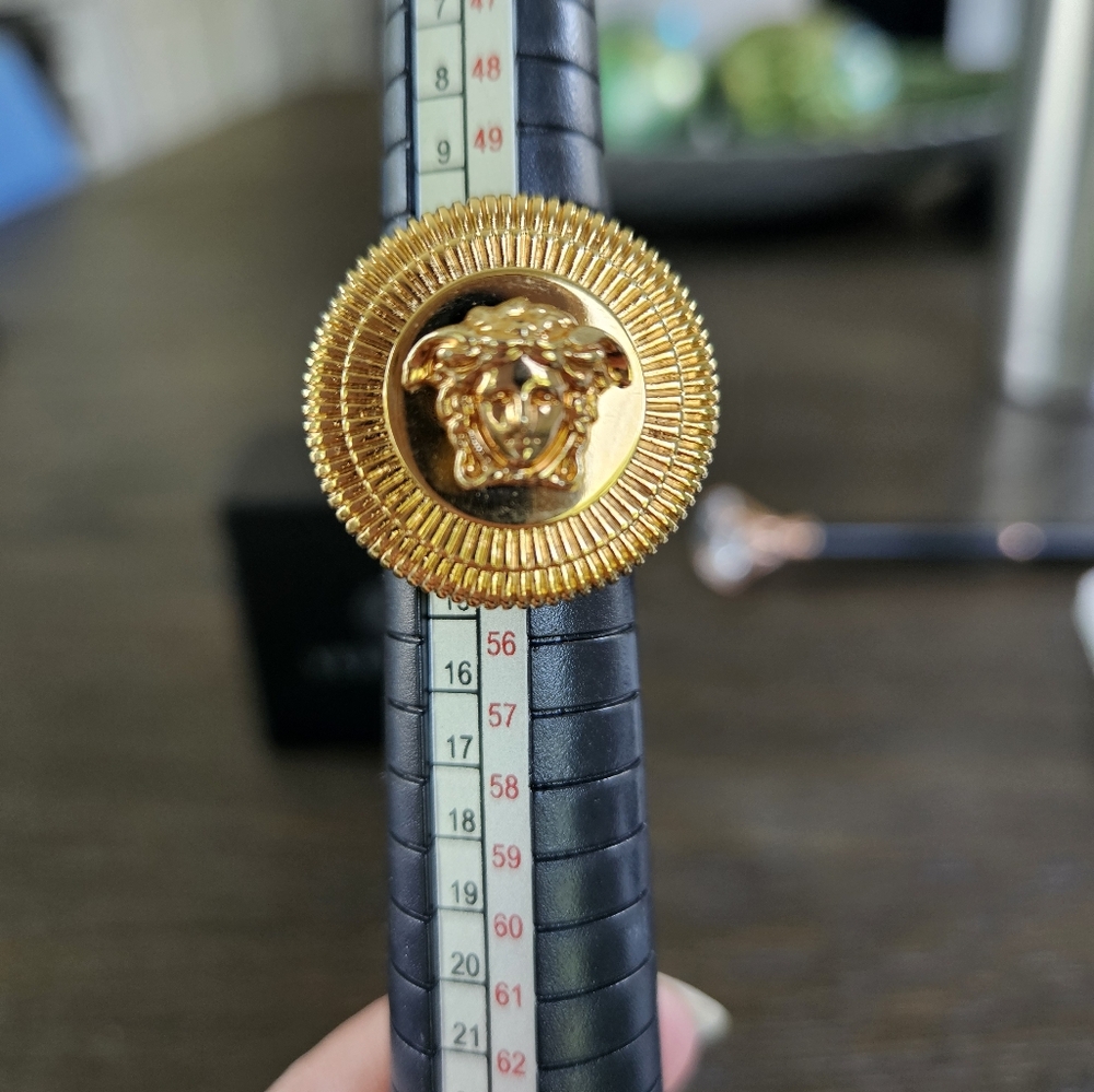 Versace Gold Medusa Unisex Ring - Picture 8 of 11